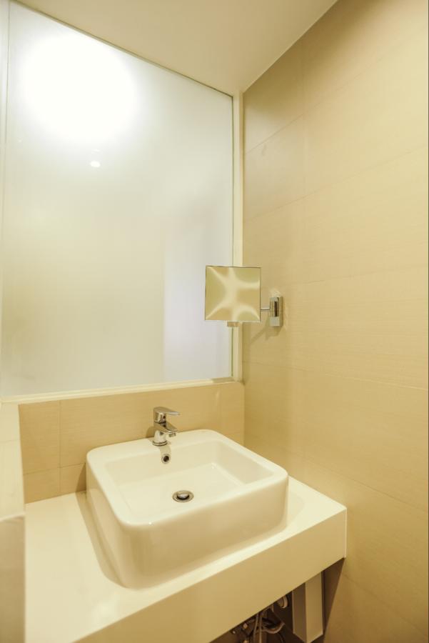 Go Hotels Cubao Quezon City Exterior foto